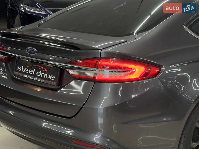 Седан Ford Fusion 2017 в Миколаєві