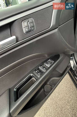 Седан Ford Fusion 2013 в 