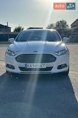 Седан Ford Fusion 2014 в 