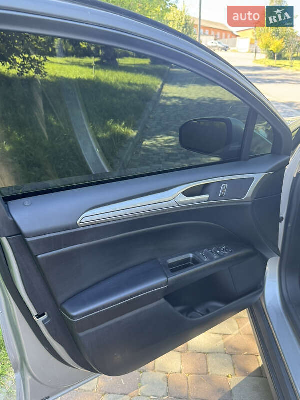 Седан Ford Fusion 2020 в Івано-Франківську