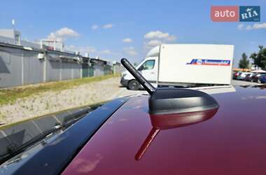 Седан Ford Fusion 2016 в 