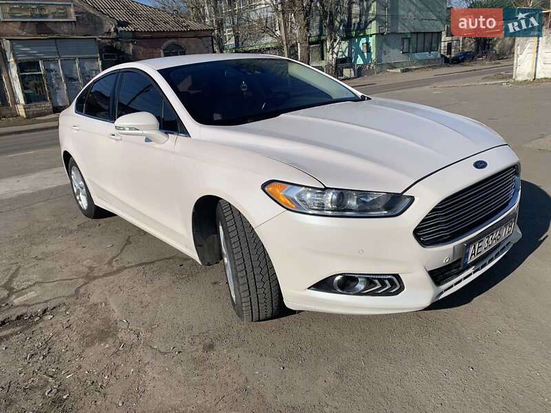 Седан Ford Fusion 2016 в Днепре