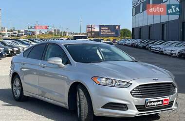 Седан Ford Fusion 2014 в 
