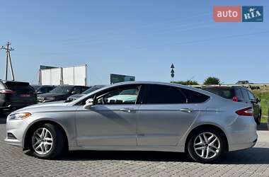 Седан Ford Fusion 2014 в 