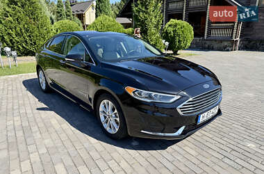 Седан Ford Fusion 2019 в Рівному