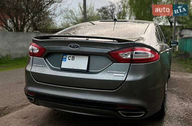Седан Ford Fusion 2014 в 
