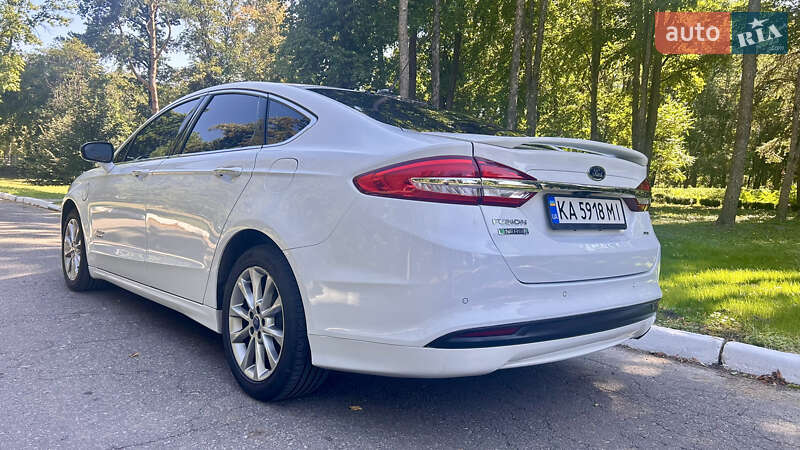Седан Ford Fusion 2017 в Киеве
