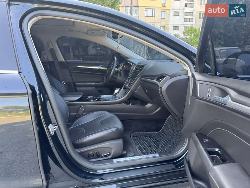 Седан Ford Fusion 2013 в Каменском