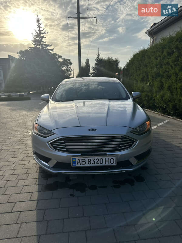 Седан Ford Fusion 2018 в Виннице