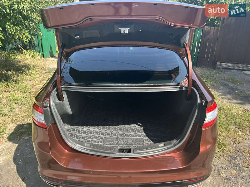 Седан Ford Fusion 2015 в Каневе фото 37 Седан Ford Fusion 2015 в Каневе