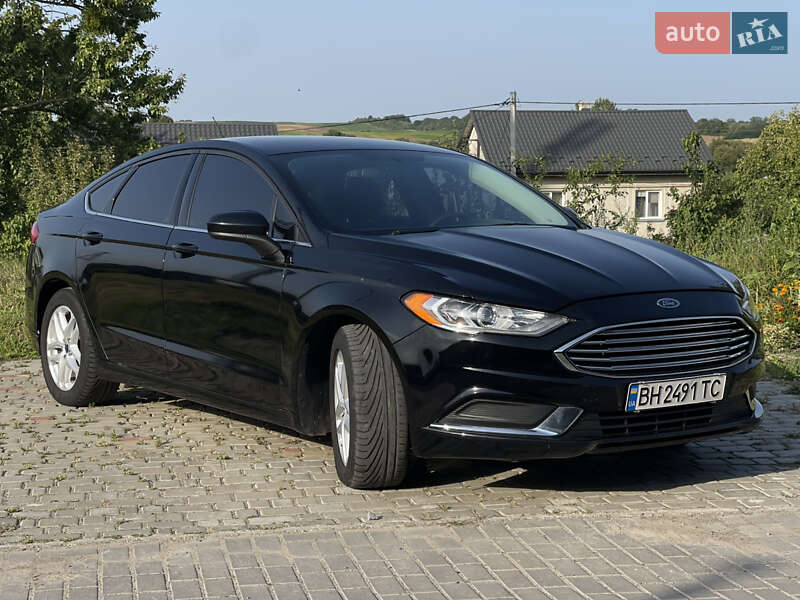 Седан Ford Fusion 2017 в Львові