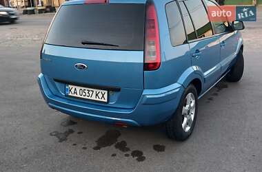Хетчбек Ford Fusion 2010 в 