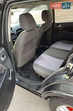 Хэтчбек Ford Fusion 2006 в 