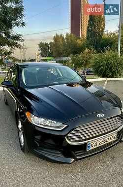 Седан Ford Fusion 2016 в Києві