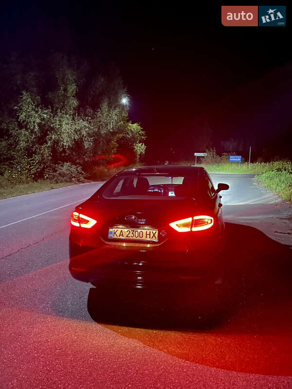Седан Ford Fusion 2016 в Киеве