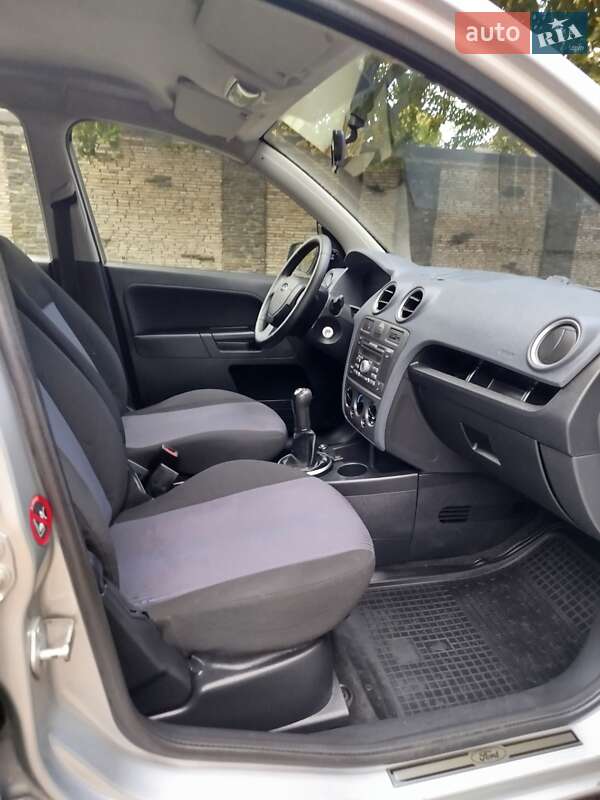 Хэтчбек Ford Fusion 2011 в Днепре