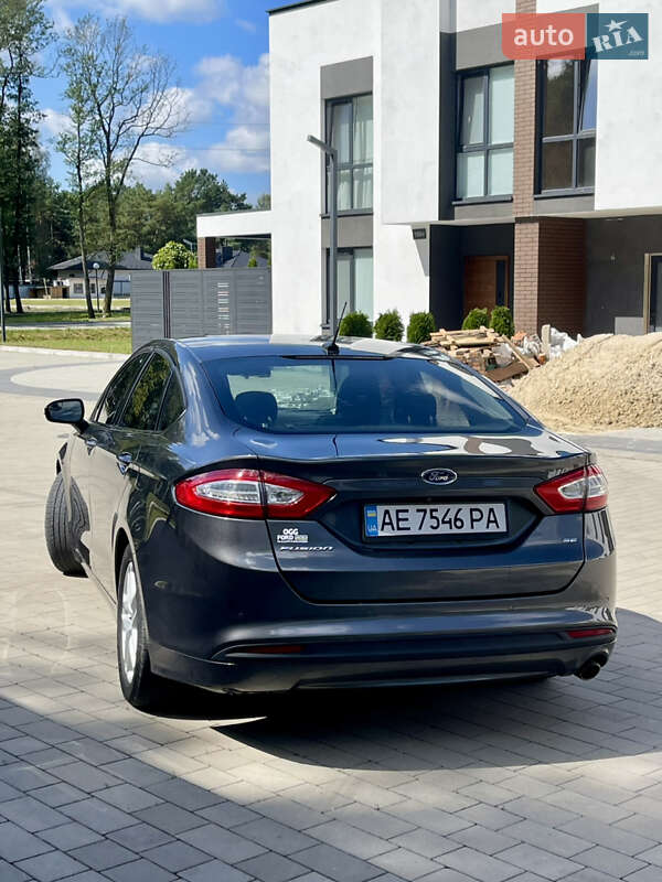 Седан Ford Fusion 2015 в Киеве фото 9 Седан Ford Fusion 2015 в Киеве