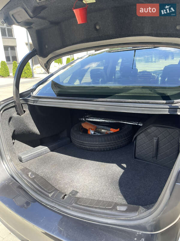 Седан Ford Fusion 2015 в Киеве фото 30 Седан Ford Fusion 2015 в Киеве