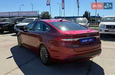 Седан Ford Fusion 2016 в 