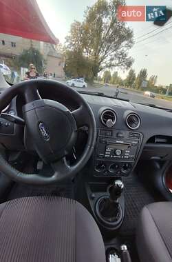 Хэтчбек Ford Fusion 2007 в 