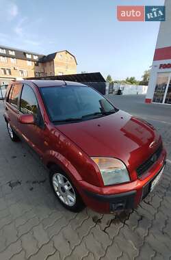 Хэтчбек Ford Fusion 2007 в 