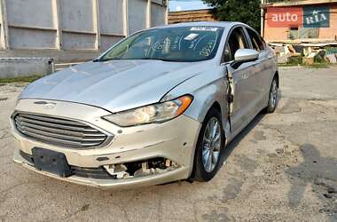 Седан Ford Fusion 2016 в 