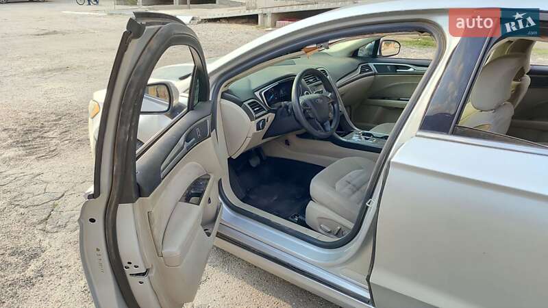 Седан Ford Fusion 2016 в Запорожье