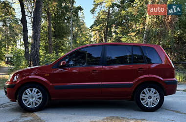 Хетчбек Ford Fusion 2006 в 