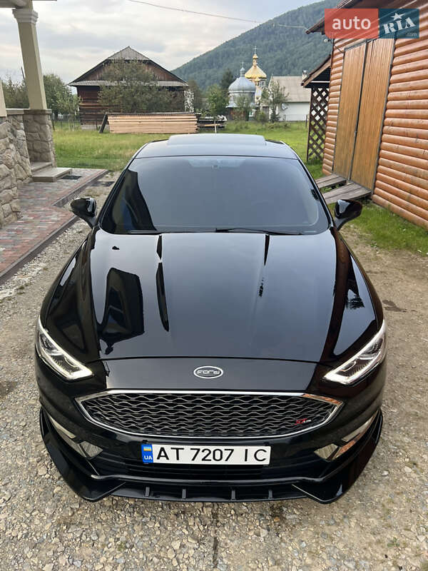 Седан Ford Fusion 2016 в Ивано-Франковске