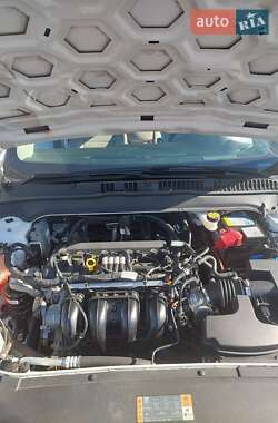 Седан Ford Fusion 2019 в 
