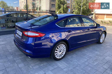 Седан Ford Fusion 2015 в Одесі