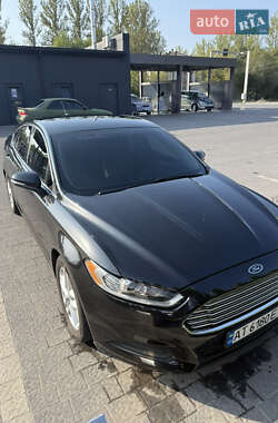 Седан Ford Fusion 2012 в 
