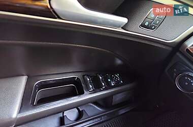 Седан Ford Fusion 2013 в 