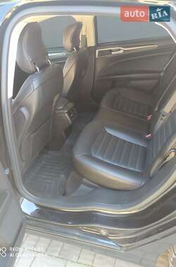 Седан Ford Fusion 2014 в 