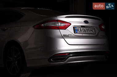 Седан Ford Fusion 2012 в 