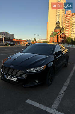 Седан Ford Fusion 2015 в 