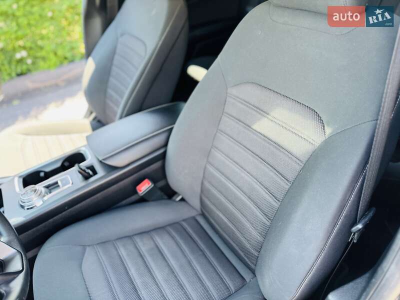 Седан Ford Fusion 2020 в Дніпрі
