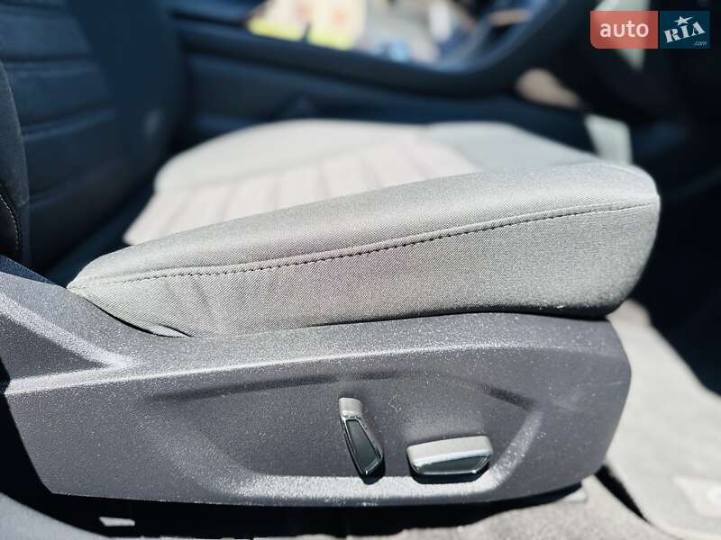 Седан Ford Fusion 2020 в Дніпрі