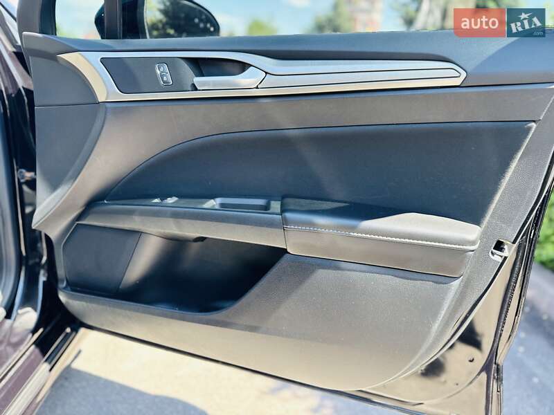 Седан Ford Fusion 2020 в Дніпрі