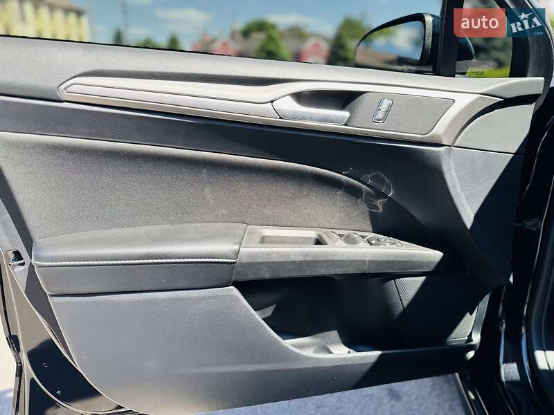 Седан Ford Fusion 2020 в Дніпрі