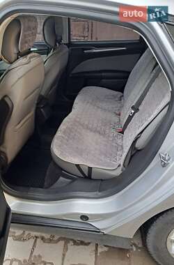 Седан Ford Fusion 2014 в 