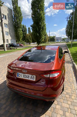 Седан Ford Fusion 2014 в 