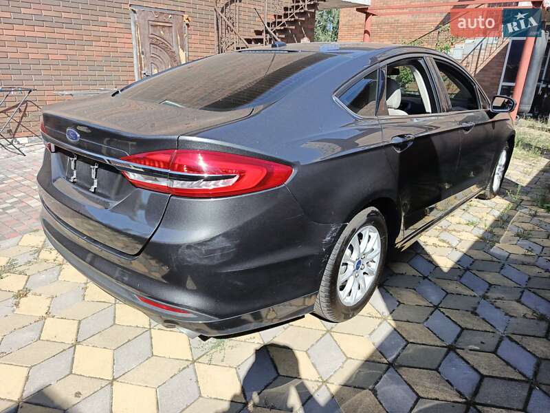 Седан Ford Fusion 2017 в Киеве