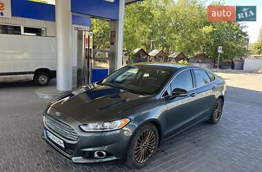 Седан Ford Fusion 2015 в Миколаєві