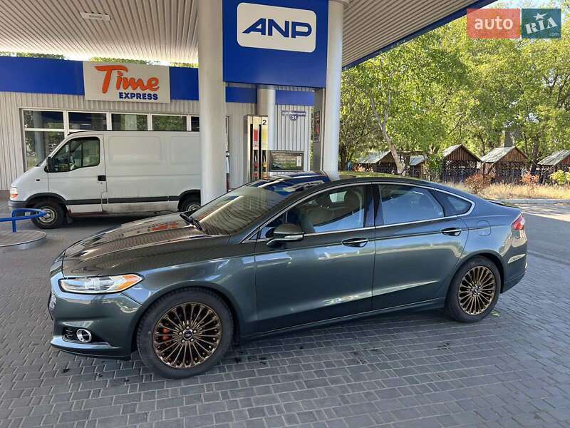 Седан Ford Fusion 2015 в Николаеве
