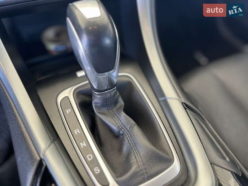 Седан Ford Fusion 2015 в Николаеве