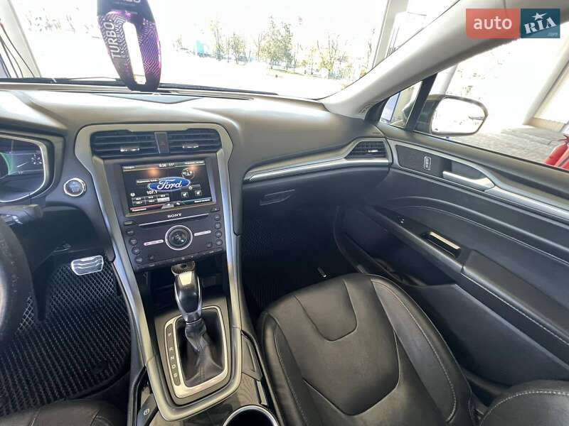 Седан Ford Fusion 2015 в Николаеве