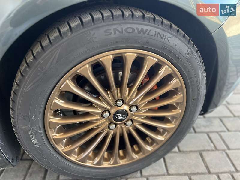 Седан Ford Fusion 2015 в Николаеве