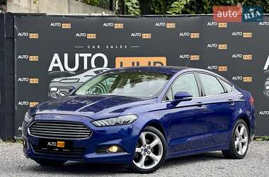 Седан Ford Fusion 2015 в 