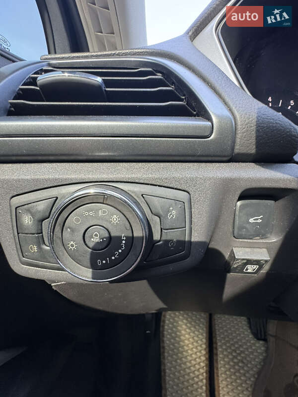 Седан Ford Fusion 2015 в Рудки